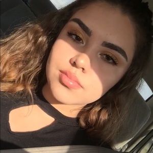 Meet your Posher, Kaitlyn